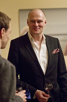 THROUGH THE LOOKING GLASS 