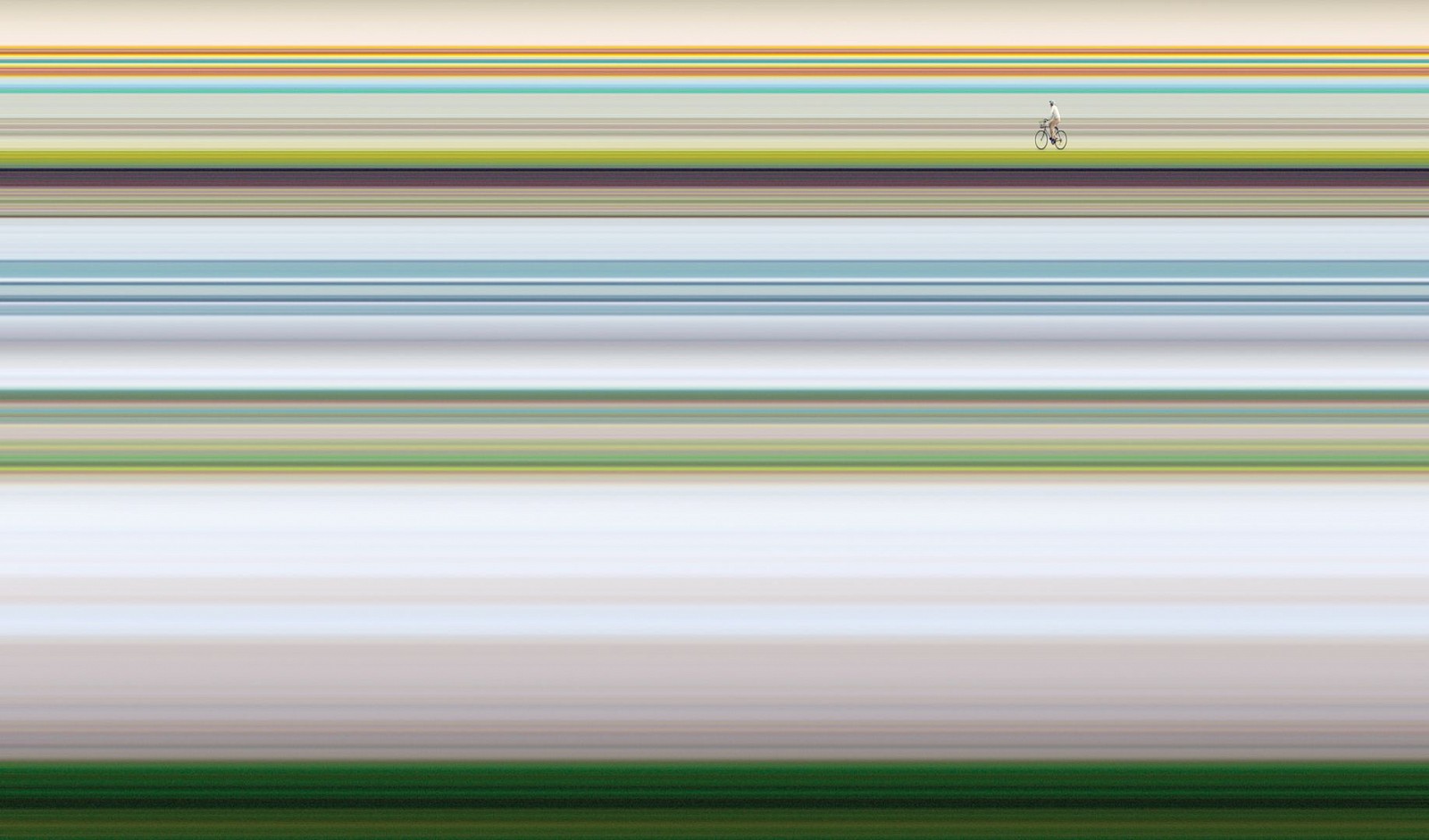 Jay Mark Johnson, VENICE BOARDWALK 9, 2007 Venice Beach CA
archival pigment on paper, mounted on aluminum, 40 x 68 in. (101.6 x 172.7 cm)
